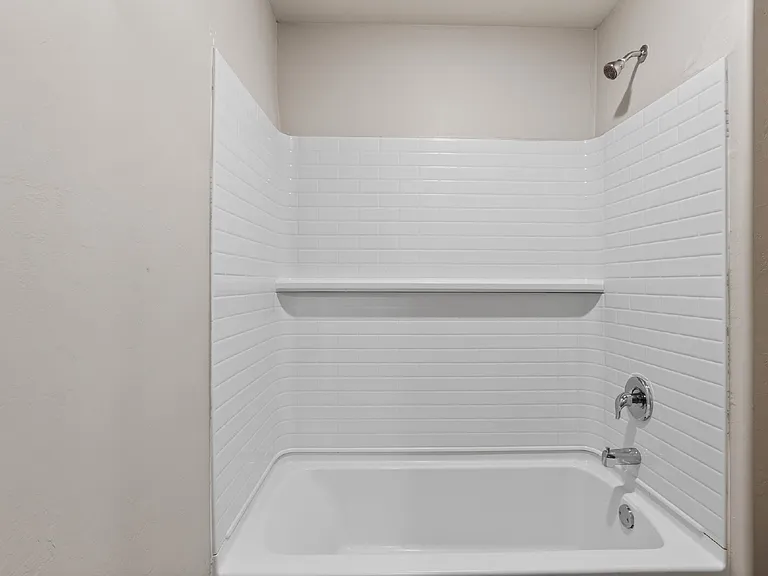 1712 Amaranth Ln — Photo 22