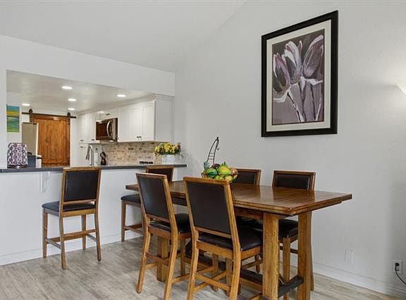 3rd image of 880 N Winchester Blvd APT 205