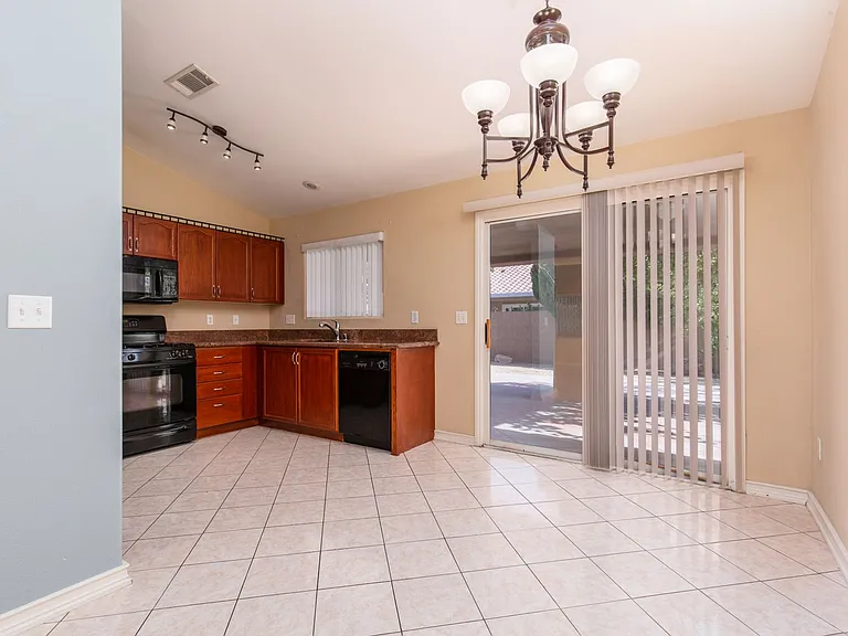 7900 White Grass Ave — Photo 18