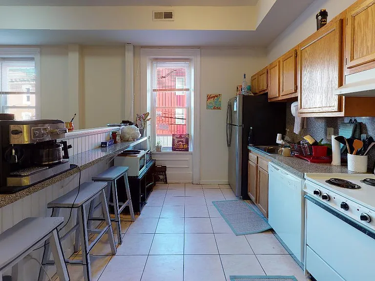 1617 W Oxford St #2 — Photo 1