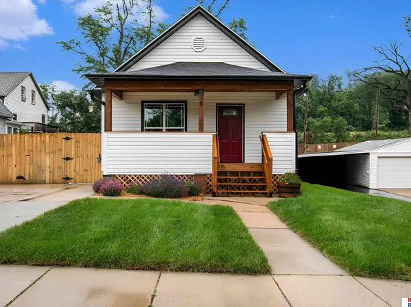 516 Cedar St, Omaha, NE 68108
