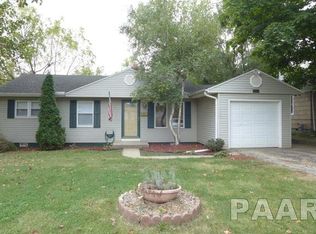 218 W Wynnwood Dr, Peoria, IL 61614