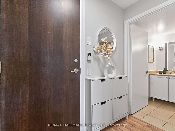 3rd image of 25 Viking Ln #2447