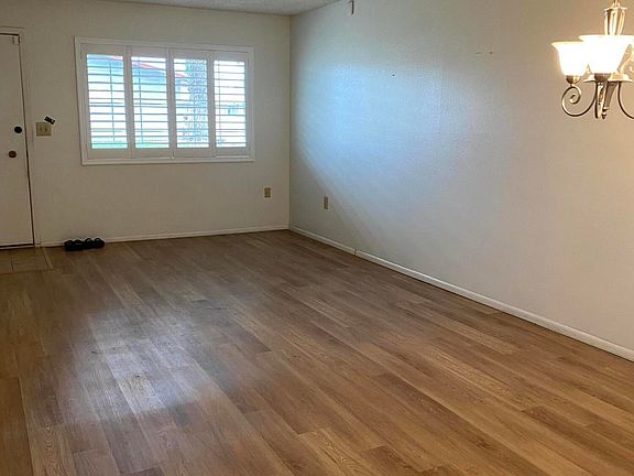 2nd image of 13866 N NEWCASTLE Drive