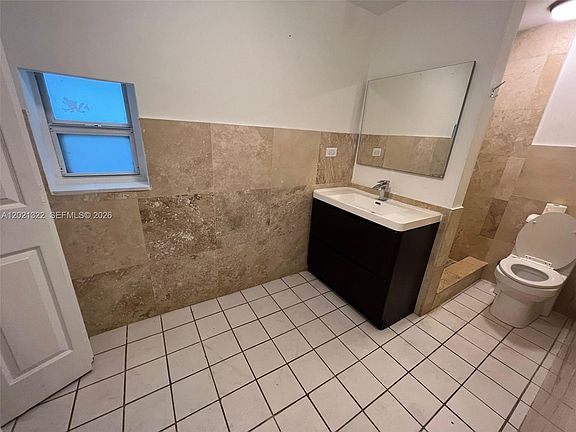 4th image of 644 NE 82nd Ter #1