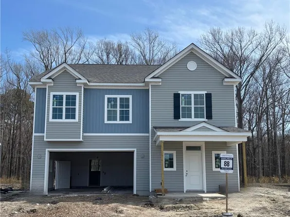 645 Crestfield Dr, Chesapeake, VA 23320