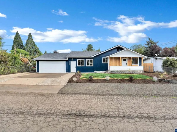 752 5th St, Lafayette, OR 97127