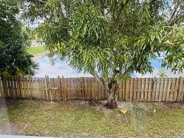 6008 Strawberry Fields Way — Photo 13
