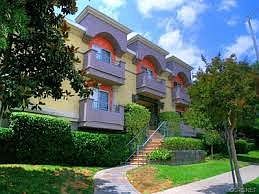 1st image of 7035 Woodley Ave Unit 109