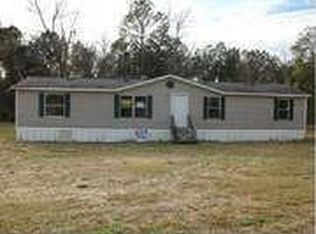 585 Shiloh Rd, Ray City, GA 31645