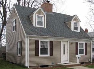 19 Blaisdell St, Cranston, RI 02910