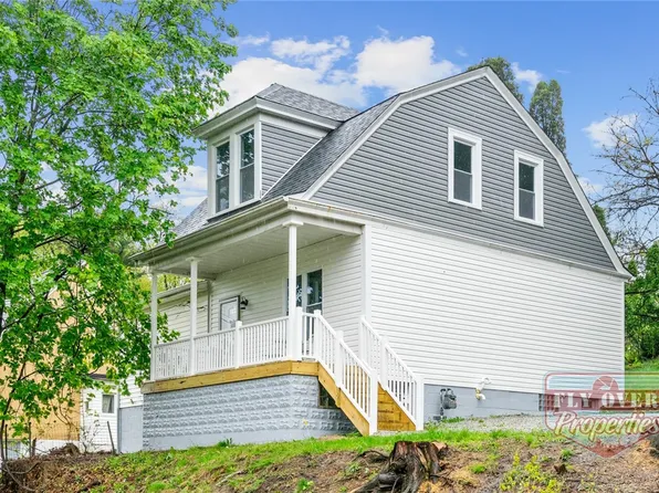 224 Sprucewood St, Pittsburgh, PA 15210