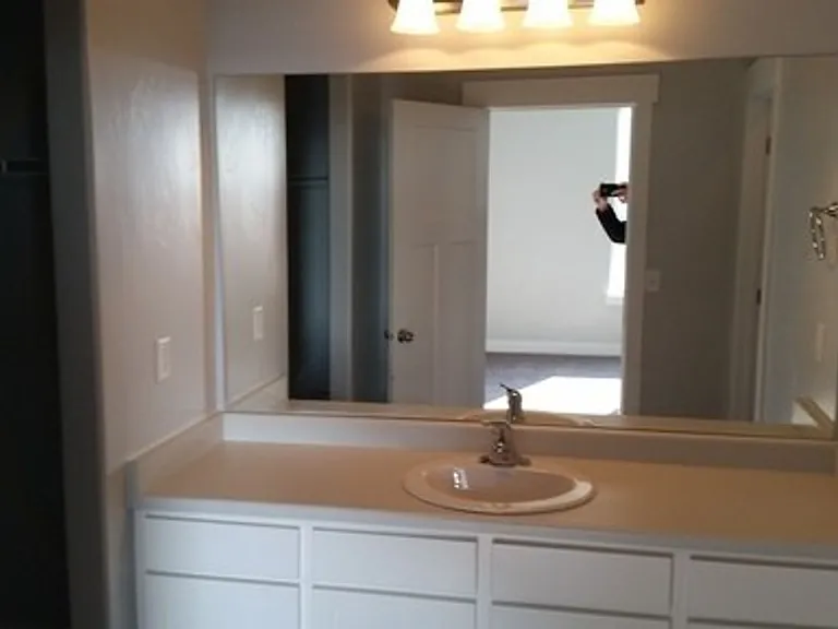 2212 W Main St #A203 — Photo 17