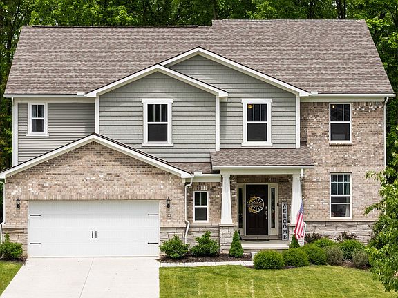 2nd image of 102 Beddingham Ct