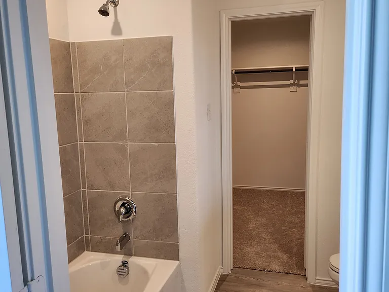 3425 Flicker Ln — Photo 15