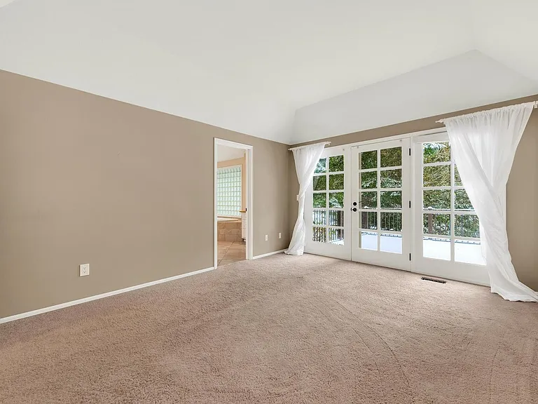 22043 NE 140th Way — Photo 20