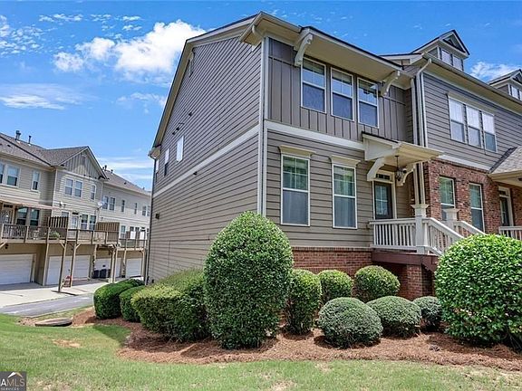 2nd image of 4424 Village Field Pl