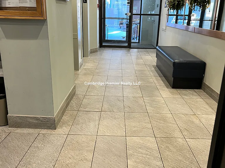 1105 Mass Ave #2G — Photo 8