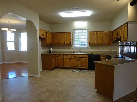 5th image of 2356 Amelia Ln