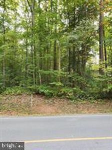 2616 Lakeview Pkwy, Locust Grove, VA, 22508