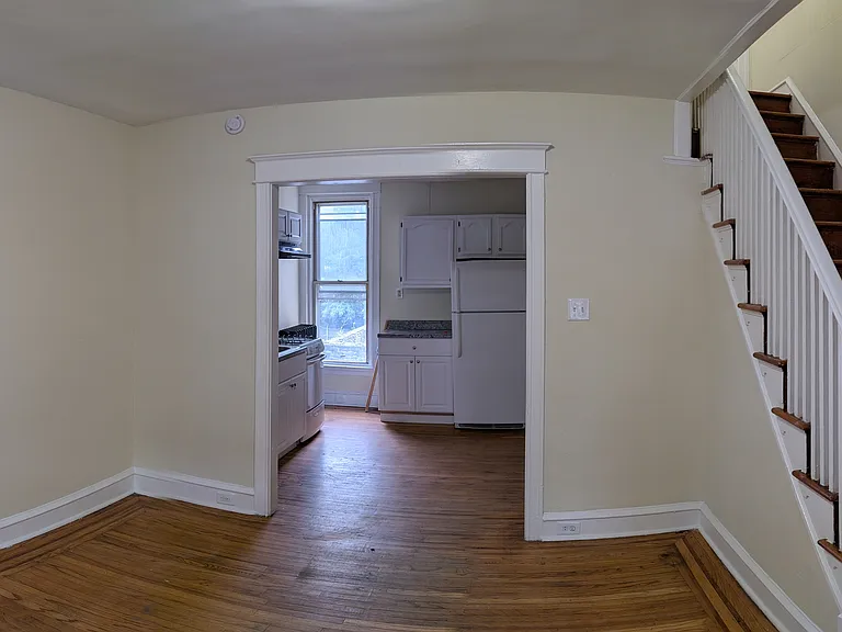 518 E Ashmead St — Photo 7