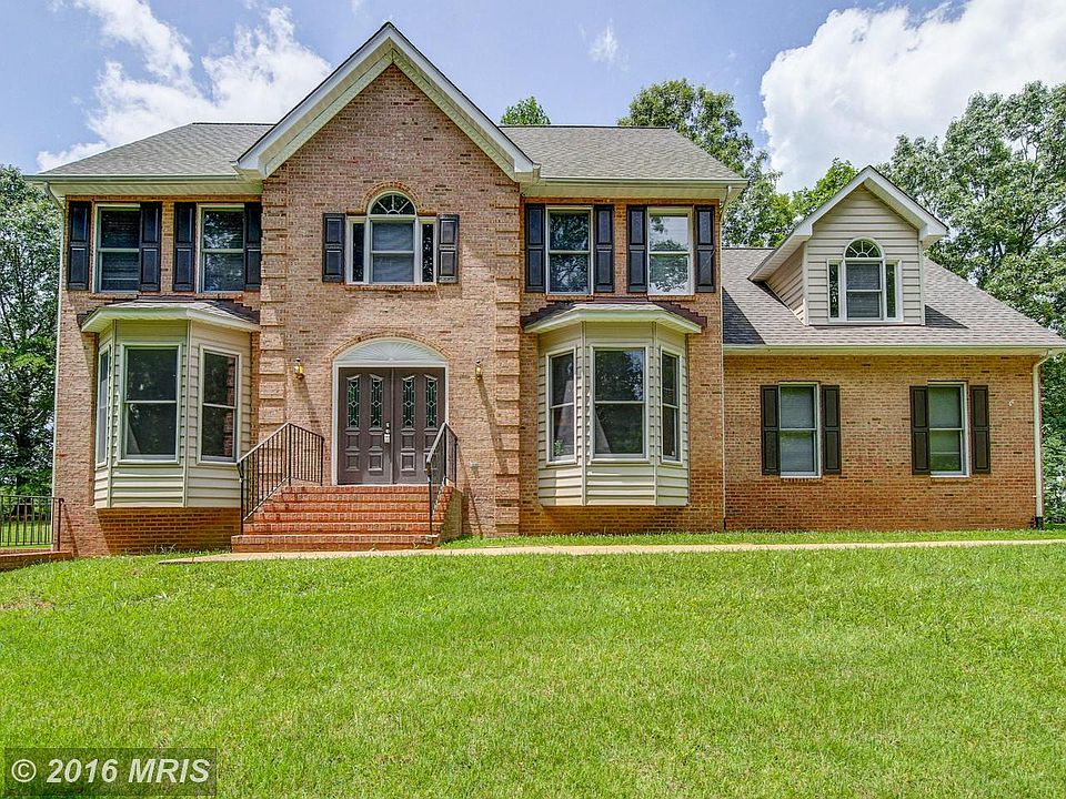 1st image of 25 Rainwater Ln