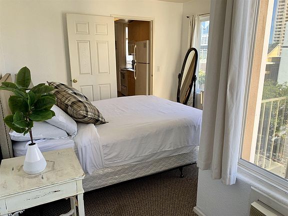 2nd image of 1525 2nd Ave #201