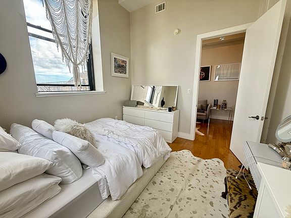 3rd image of 53 S 11th St #6K
