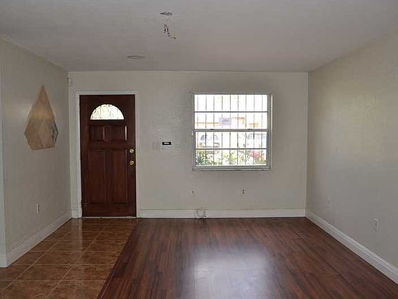 2nd image of 18422 NW 44th Ct