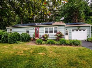 11 Strafford Rd, Dover, NH 03820