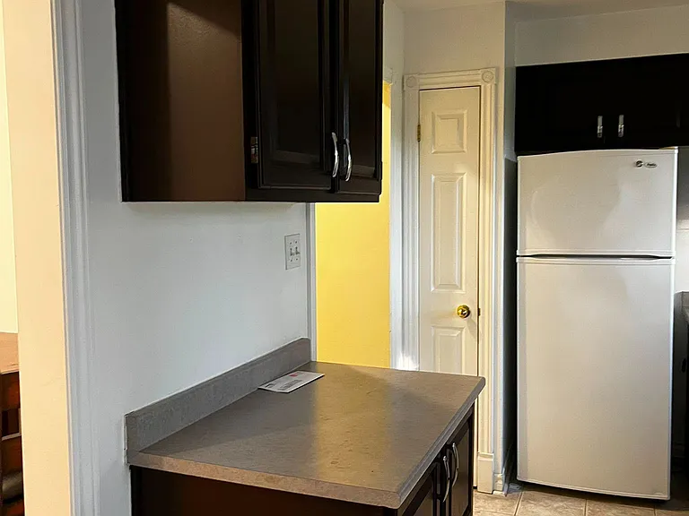 22 Pearson St #10 — Photo 9