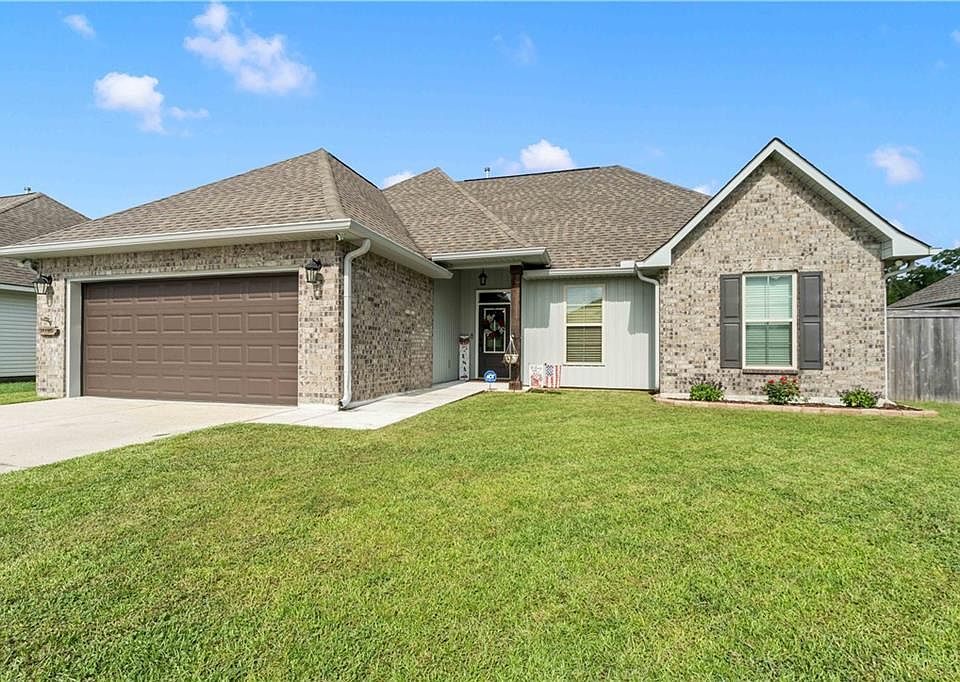 1st image of 42333 Jasper Ln