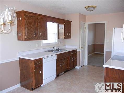 5th image of 1480 Buchanon Dr