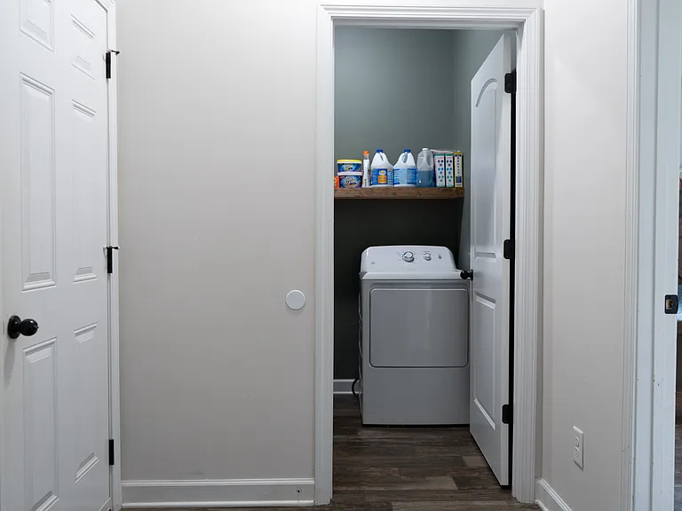 149 Bridgeport Dr — Photo 12