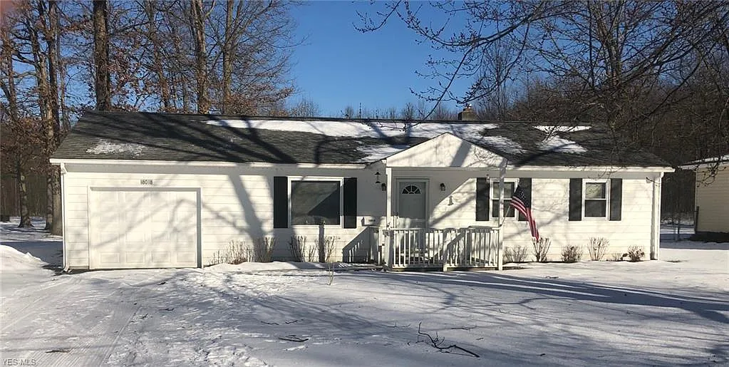 18018 Hillcrest Dr photo 1