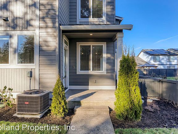 3rd image of 6396 SE Harkness Ln
