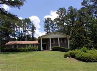 1556 Seminole Cir, Elba, AL 36323