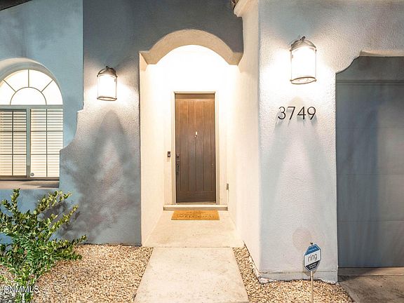 3rd image of 3749 Archangel Ave