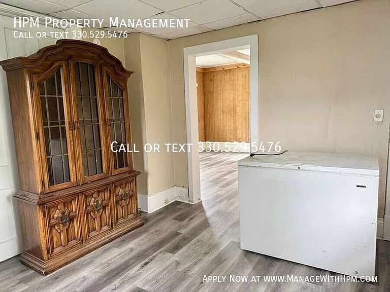 519 Green Ave SW — Photo 9