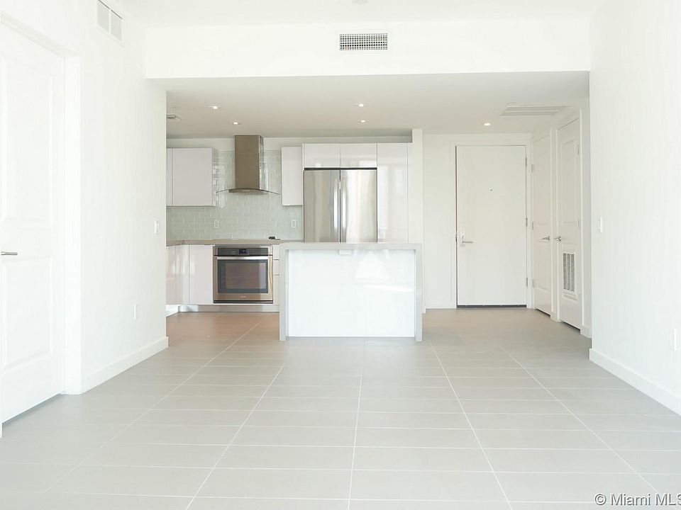 1st image of 1600 NE 1st Ave #D1
