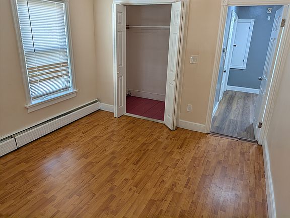 5th image of 98 Fairview St #2