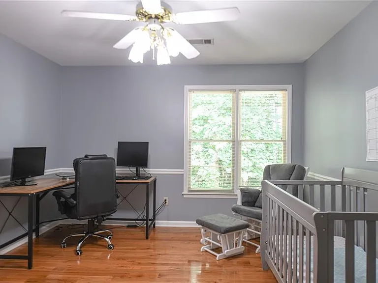 304 Bridle Path — Photo 21