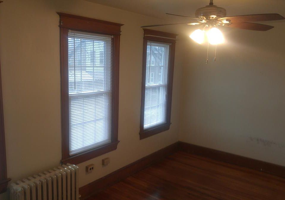 bedroom1