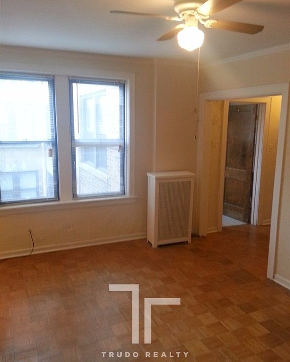 1st image of 739 W Belmont Ave APT 317