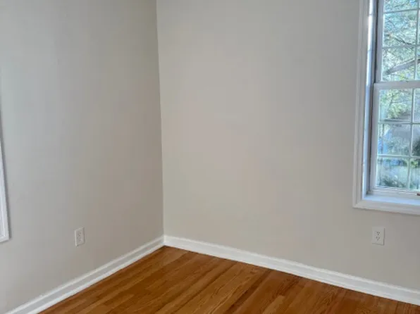 111 Stuyvesant Avenue image 8 of 10