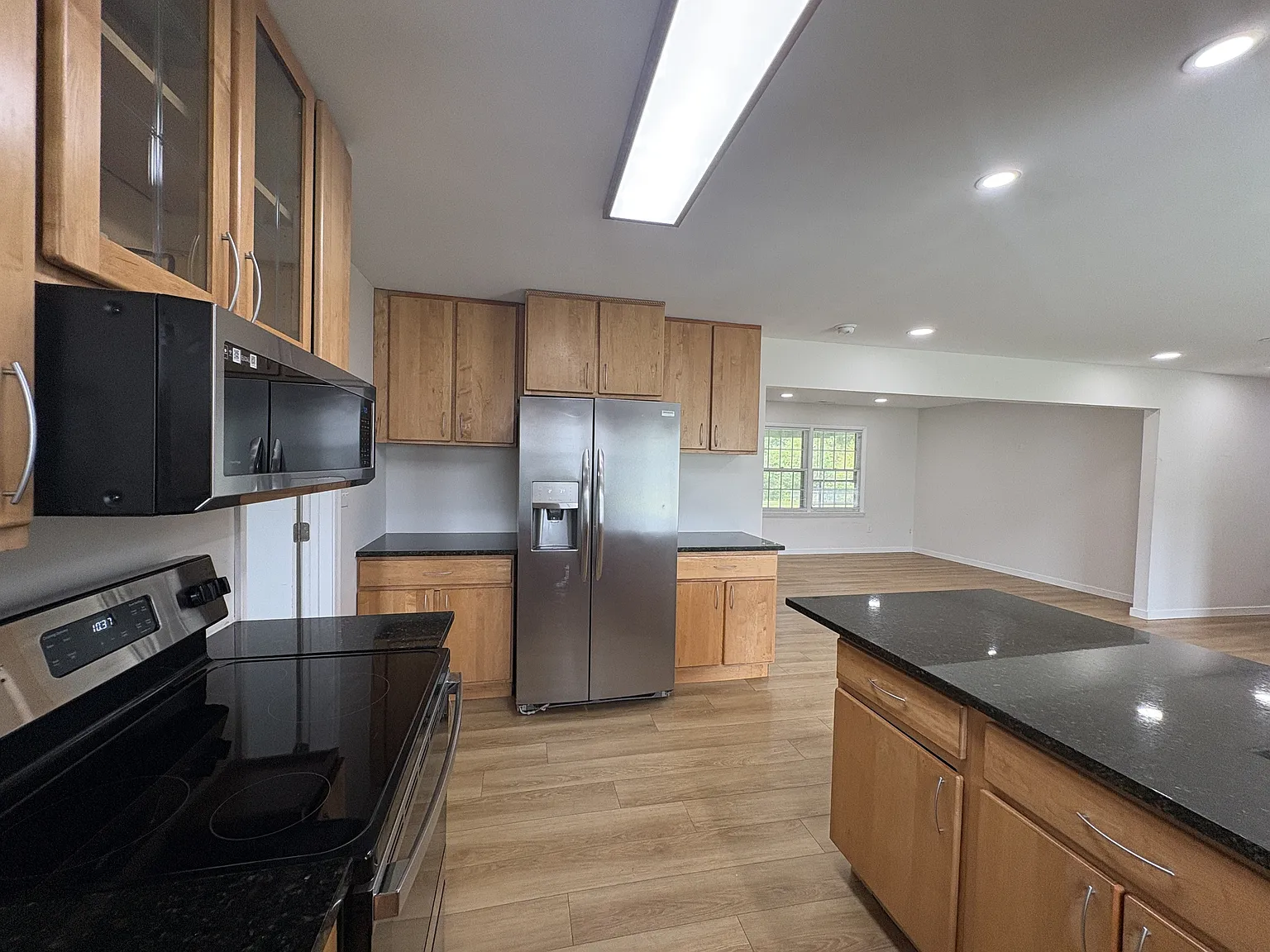 499 Greenwell Court - 1 — Photo 4