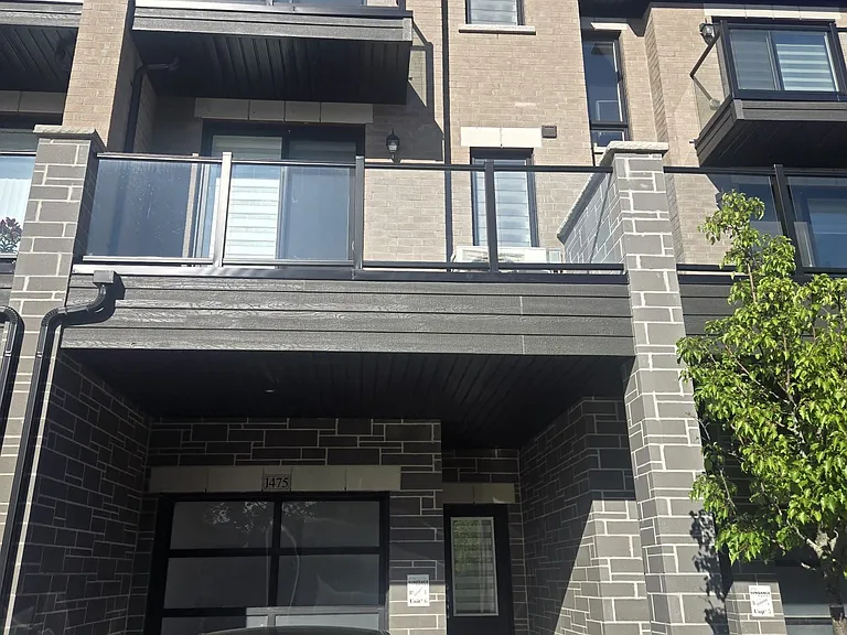 1475 Grand Prairie Path E — Photo 2