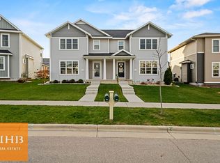 118 Alton Dr, Madison, WI 53718