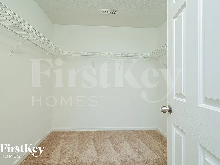 5701 Yachtsman Ct — Photo 13