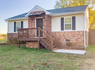 1600 Hawfield Rd, Charlotte, NC 28214